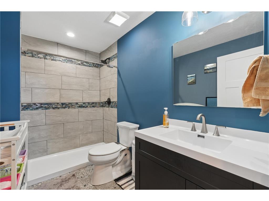 1314 Blue Jay Place New Richmond WI 54017 7067897 image17