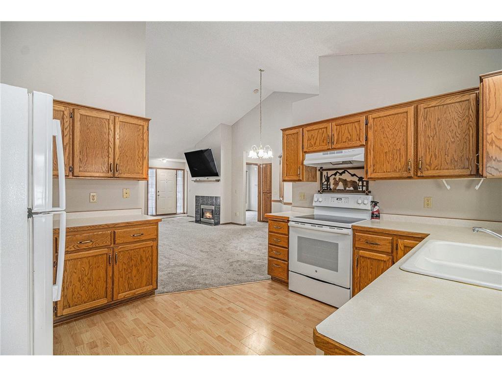 13142 Rose Street NW Coon Rapids MN 55448 7052201 image4