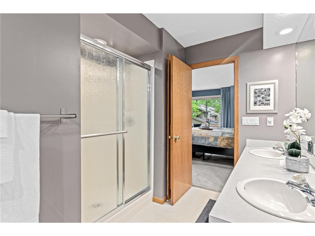 13145 Gemstone Court Apple Valley MN 55124 7059360 image22