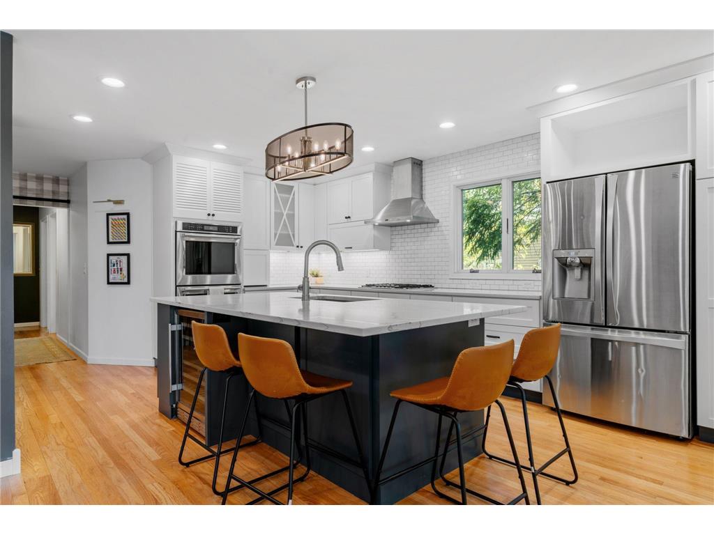 13145 Thomas Avenue S Burnsville MN 55337 6537452 image1