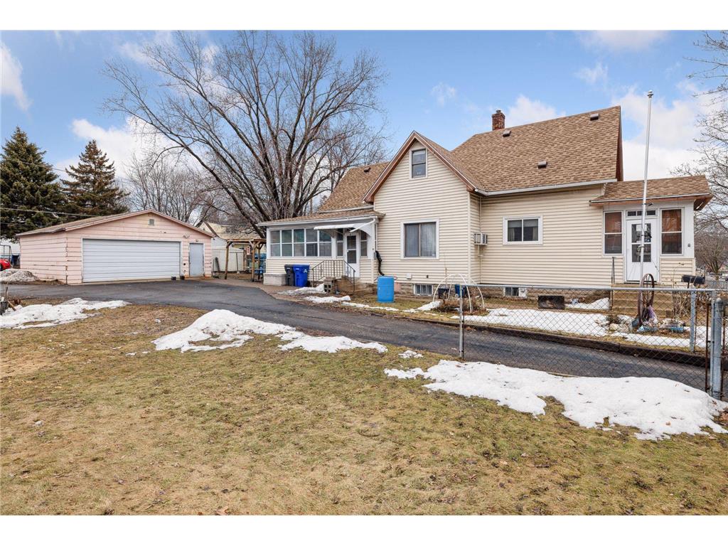 1315 3rd Street E Saint Paul MN 55106 6349687 image1