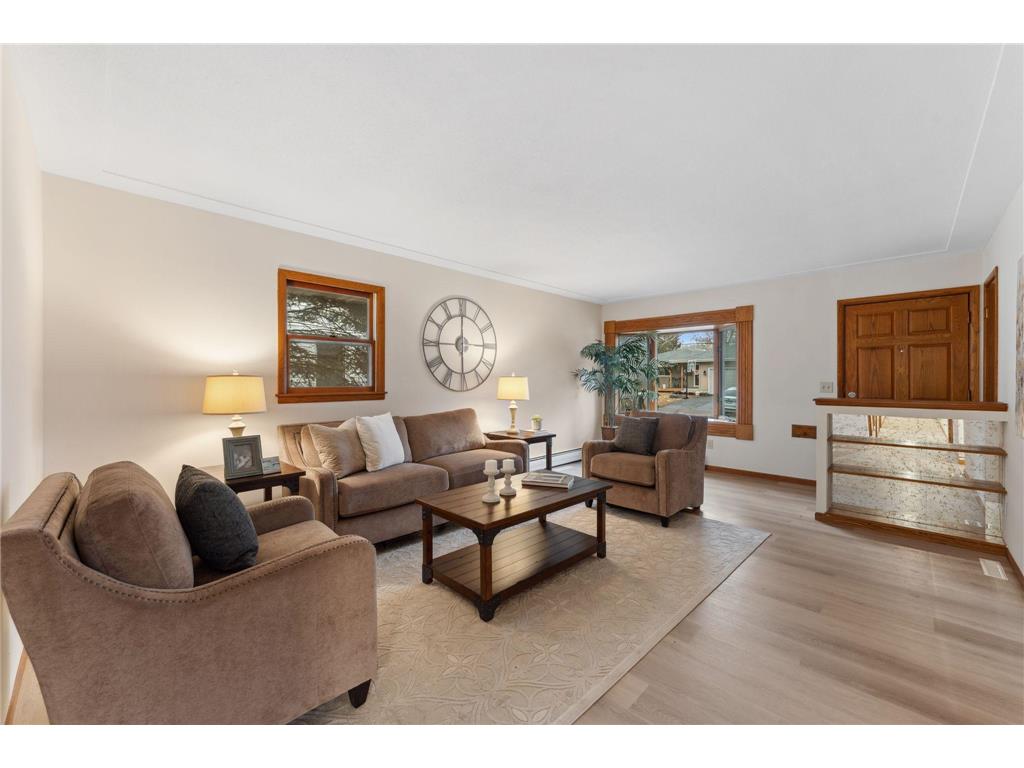 1315 43rd Avenue NE Columbia Heights MN 55421 6677065 image1