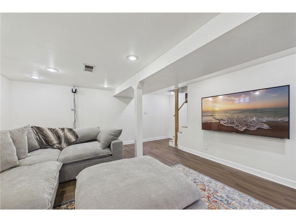 1315 Buchanan Street NE Minneapolis MN 55413 7099616 image12