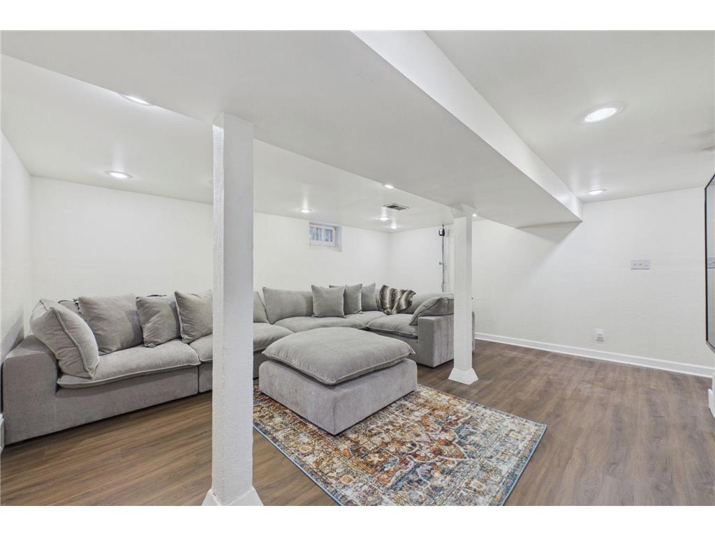 1315 Buchanan Street NE Minneapolis MN 55413 7099616 image14