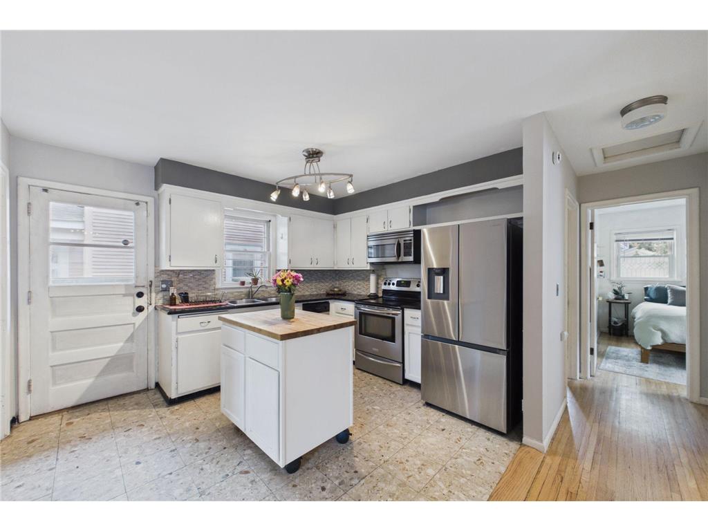 1315 Buchanan Street NE Minneapolis MN 55413 7099616 image3