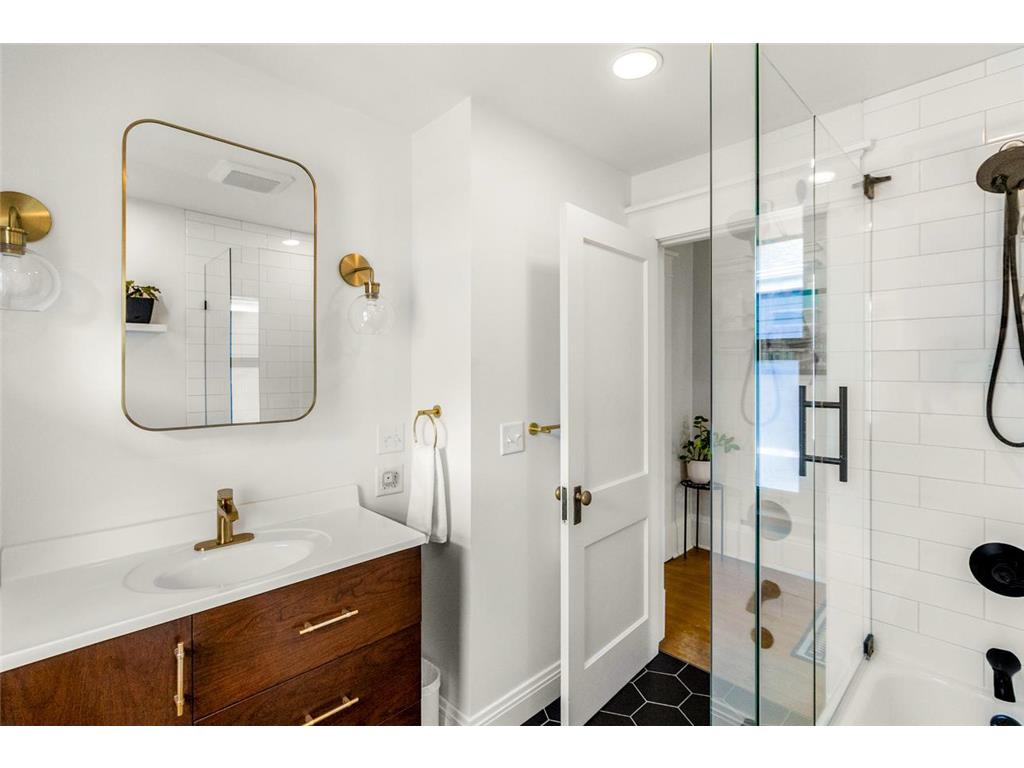 1315 Goodrich Avenue Saint Paul MN 55105 7044590 image27