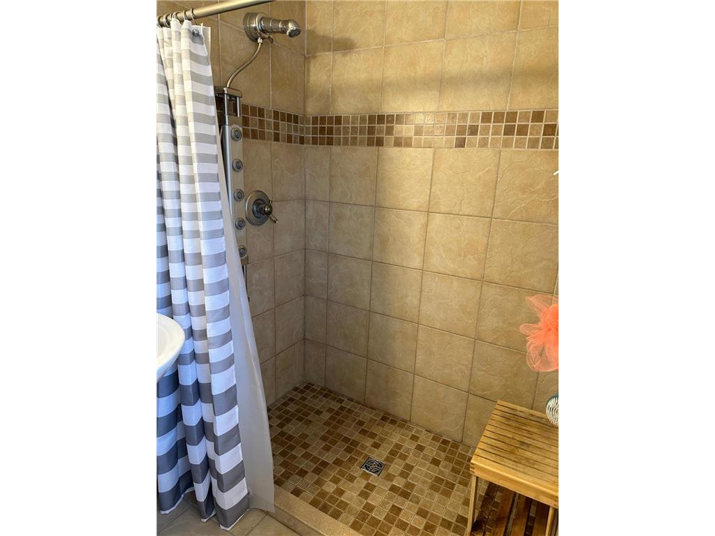 1315 Loring Avenue Detroit Lakes MN 56501 6700110 image17