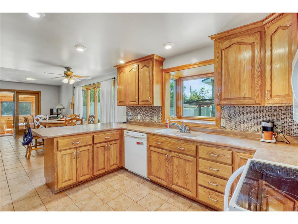 1315 Loring Avenue Detroit Lakes MN 56501 7084053 image11
