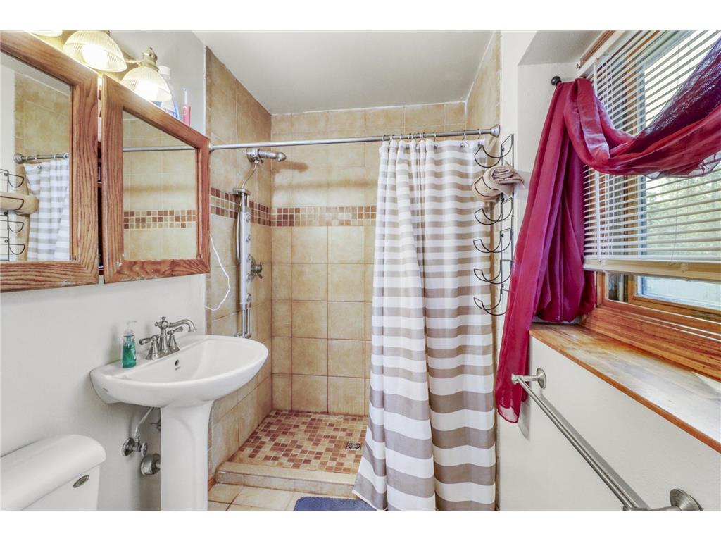 1315 Loring Avenue Detroit Lakes MN 56501 7084053 image25