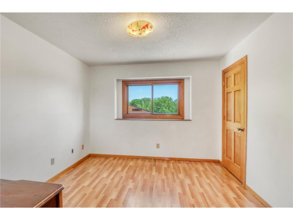 1315 Loring Avenue Detroit Lakes MN 56501 7084053 image28