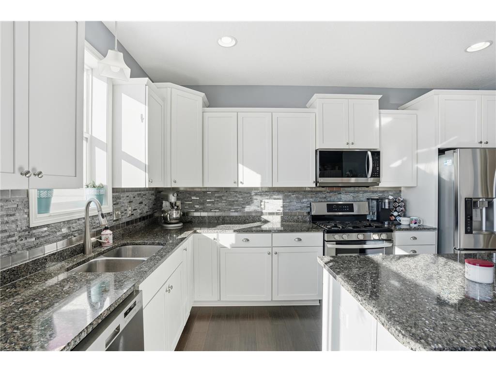 1315 Lylewood Parkway Carver MN 55315 6823990 image16