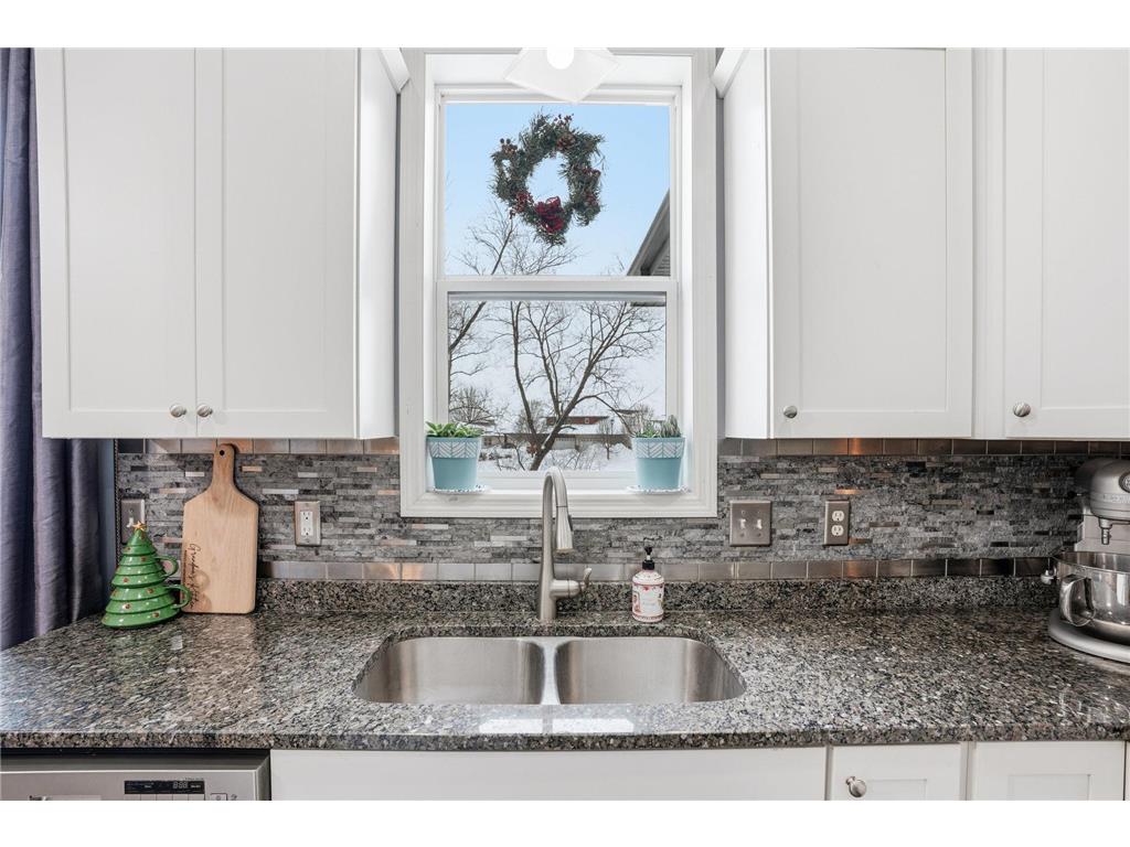 1315 Lylewood Parkway Carver MN 55315 6823990 image17