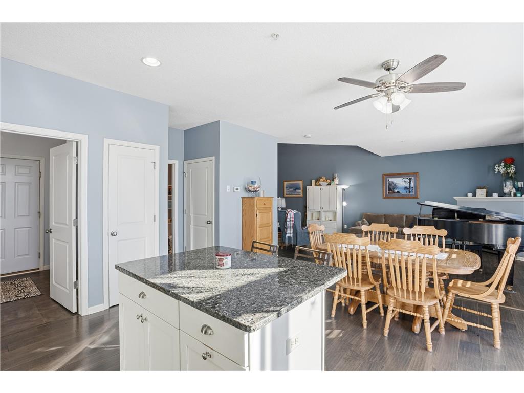 1315 Lylewood Parkway Carver MN 55315 6823990 image18