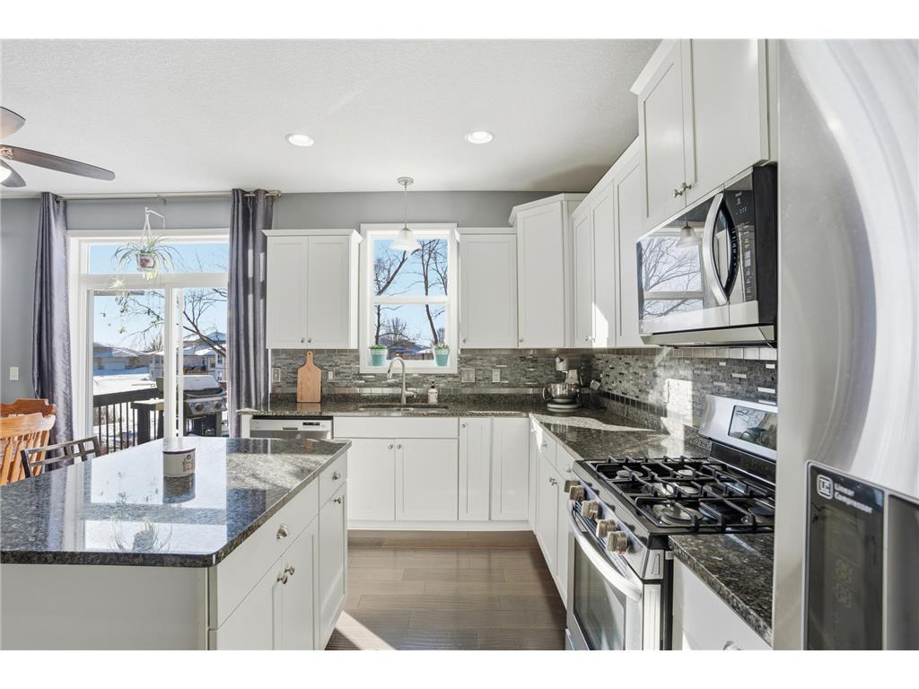 1315 Lylewood Parkway Carver MN 55315 6823990 image20