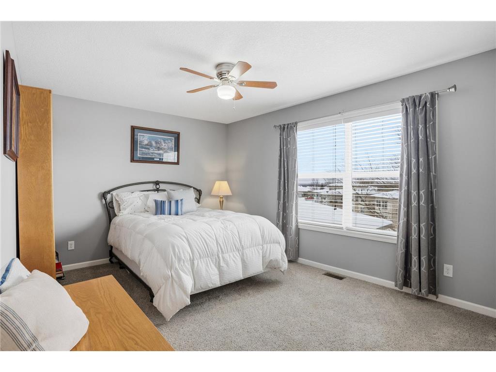 1315 Lylewood Parkway Carver MN 55315 6823990 image32