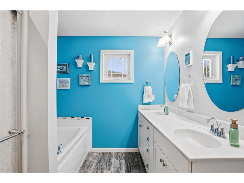1315 Lylewood Parkway Carver MN 55315 6823990 image38