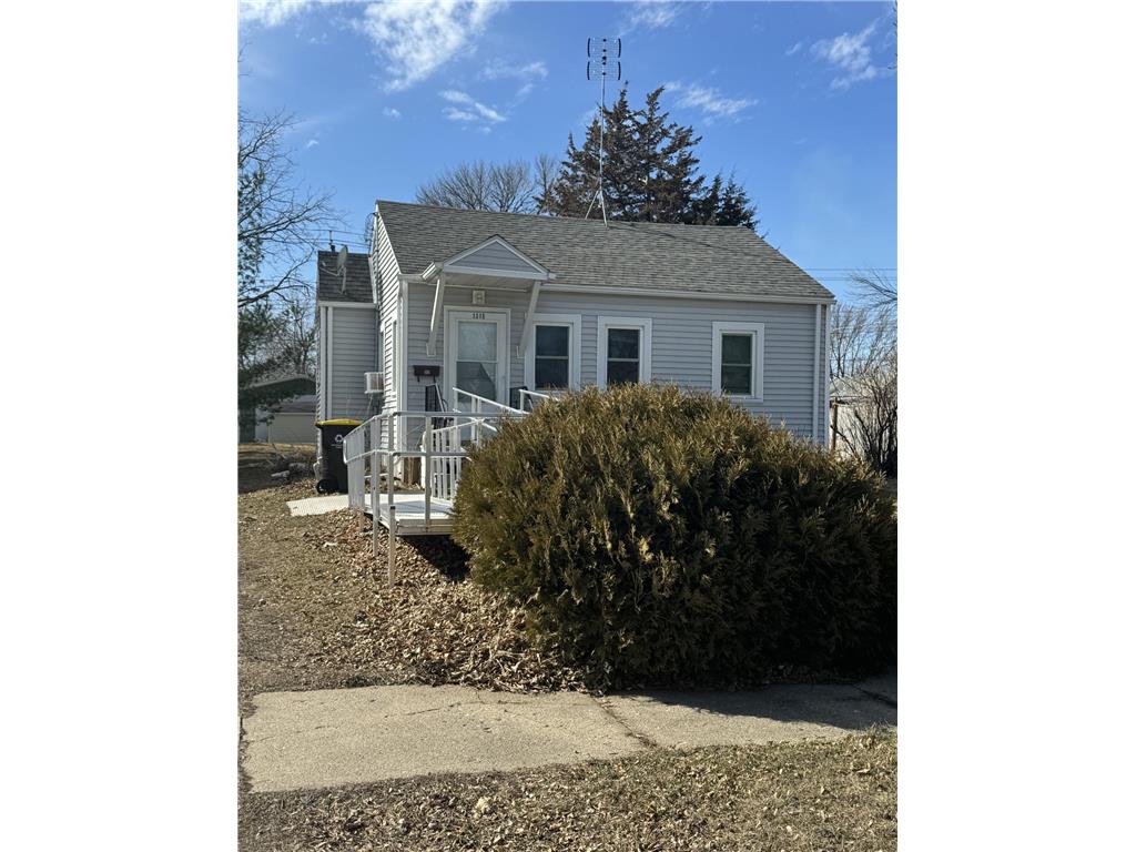 1315 N Park Street Fairmont MN 56031 6499019 image1