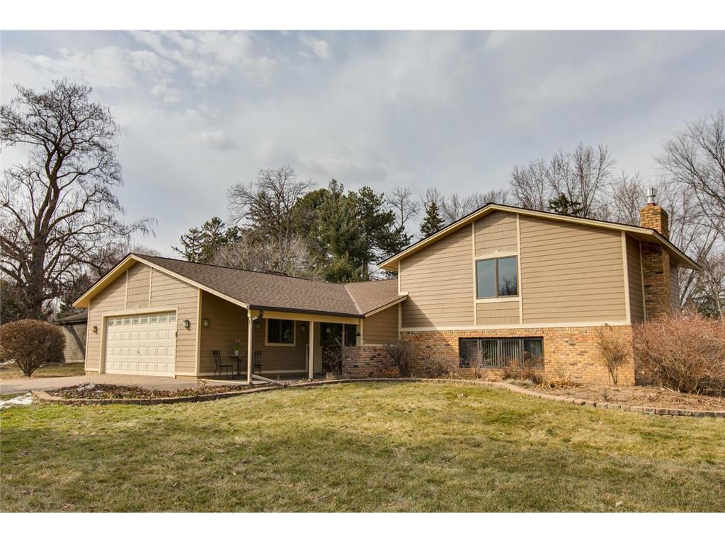 1315 Nursery Hill Lane, Arden Hills, MN 55112 MLS 6159096 Edina Realty