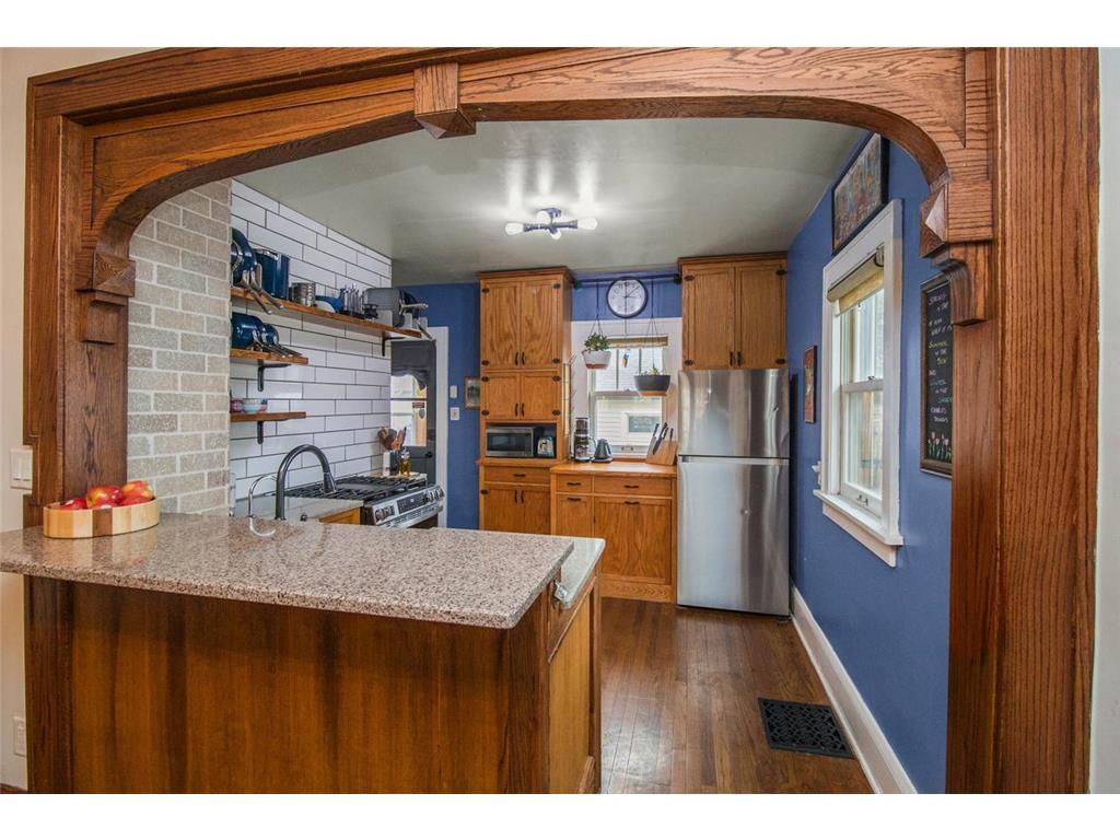 1315 Saint Clair Avenue Saint Paul MN 55105 7035477 image14