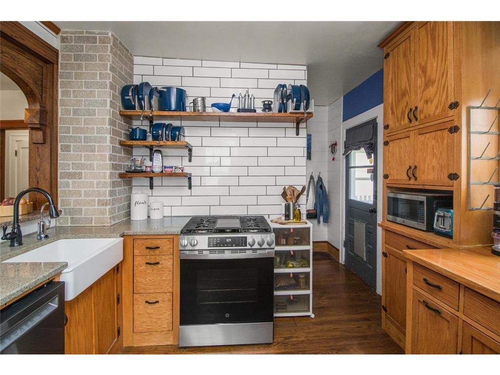 1315 Saint Clair Avenue Saint Paul MN 55105 7035477 image16