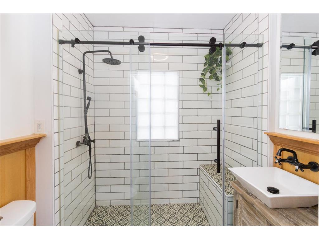 1315 Saint Clair Avenue Saint Paul MN 55105 7035477 image21