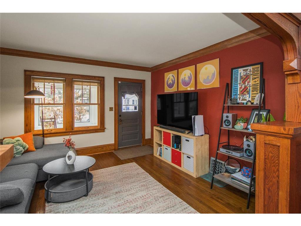 1315 Saint Clair Avenue Saint Paul MN 55105 7035477 image8