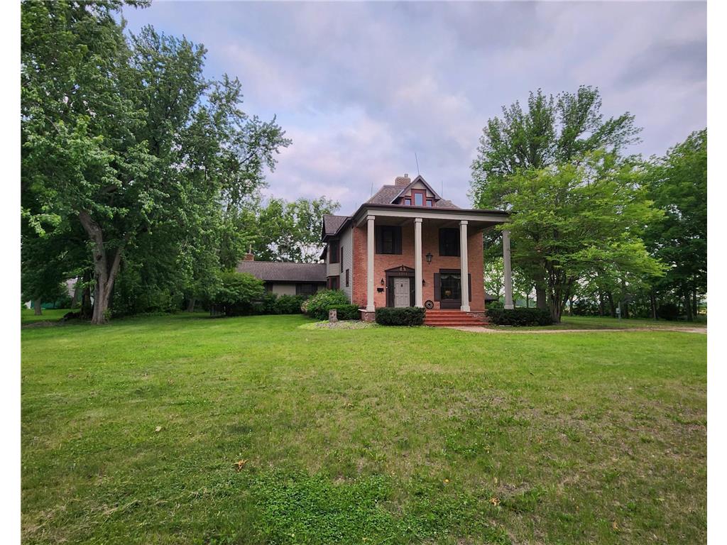 1315 W Fairview Avenue Olivia MN 56277 6735144 image1