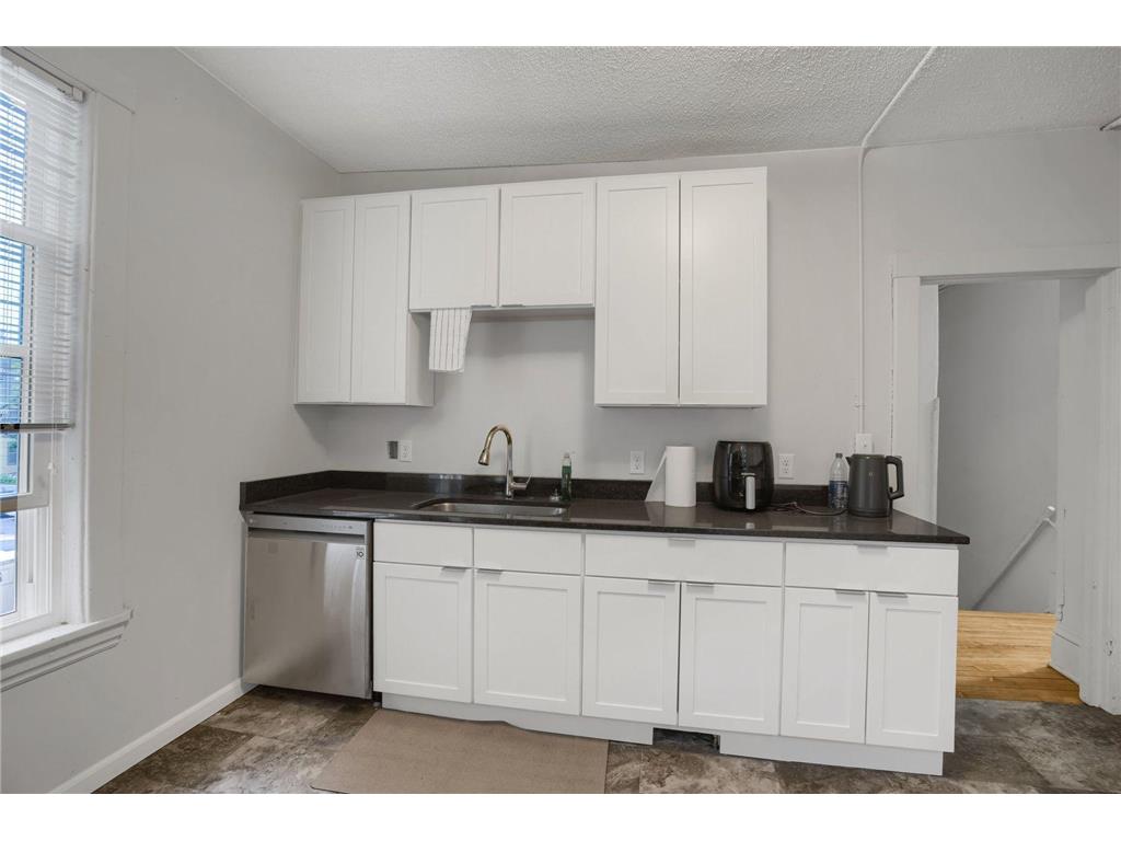 1316 7th Street SE Minneapolis MN 55414 7025444 image11