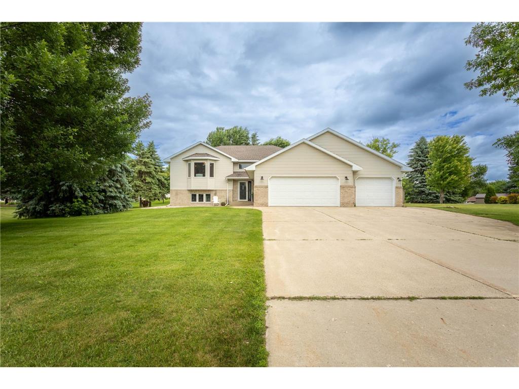 1316 Armstrong Road NW Alexandria MN 56308 7096073 image1