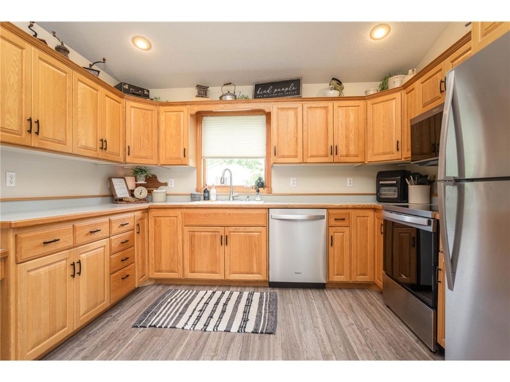 1316 Armstrong Road NW Alexandria MN 56308 7096073 image4