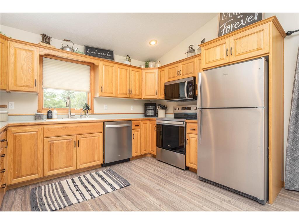 1316 Armstrong Road NW Alexandria MN 56308 7096073 image6
