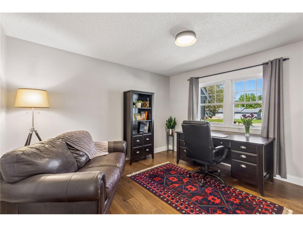 1316 Christy Circle Roseville MN 55113 7066799 image23