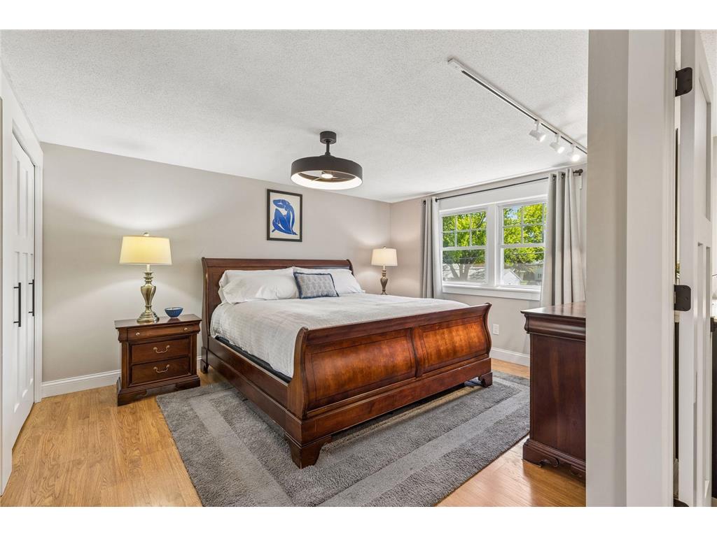 1316 Christy Circle Roseville MN 55113 7066799 image28