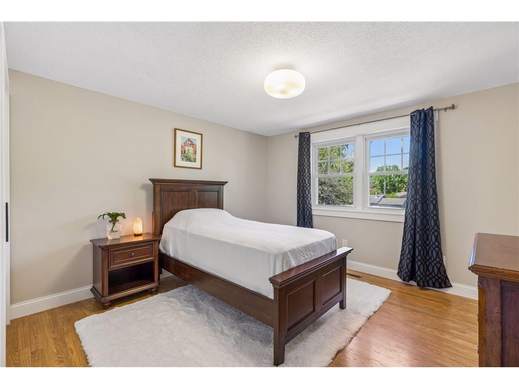 1316 Christy Circle Roseville MN 55113 7066799 image33