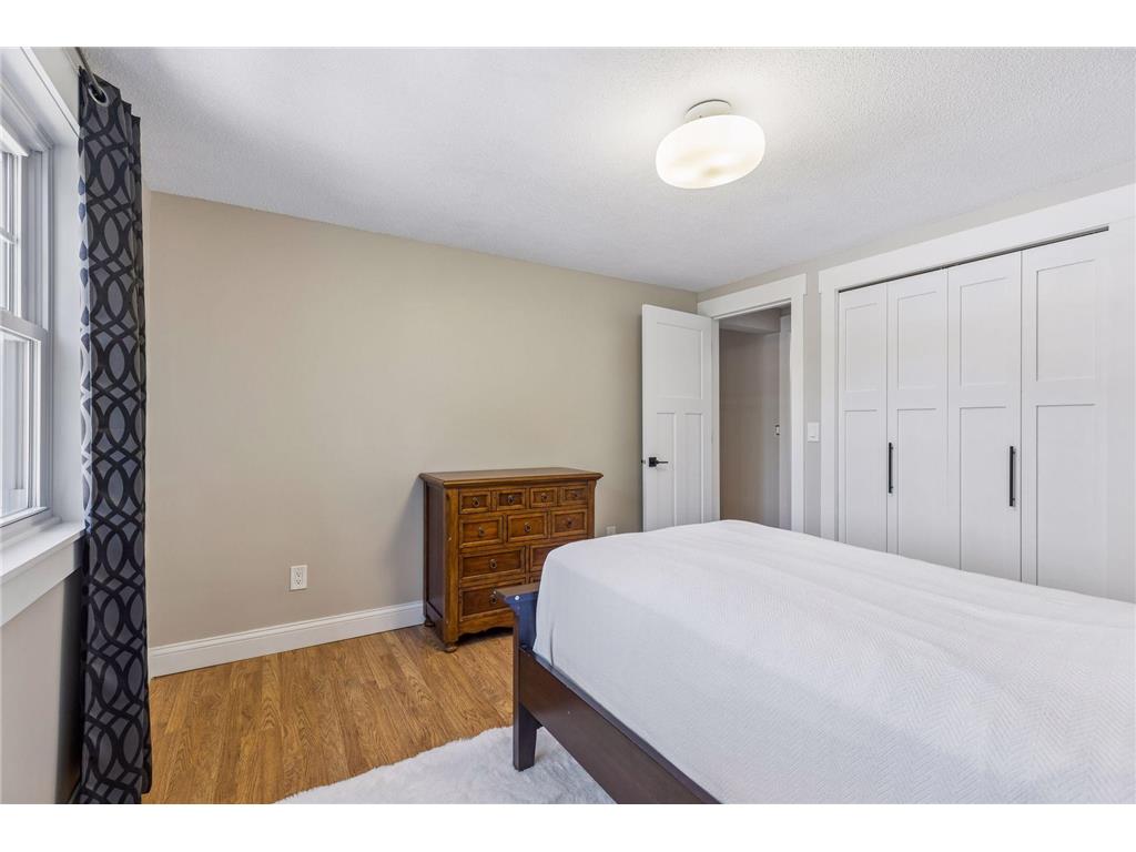 1316 Christy Circle Roseville MN 55113 7066799 image34