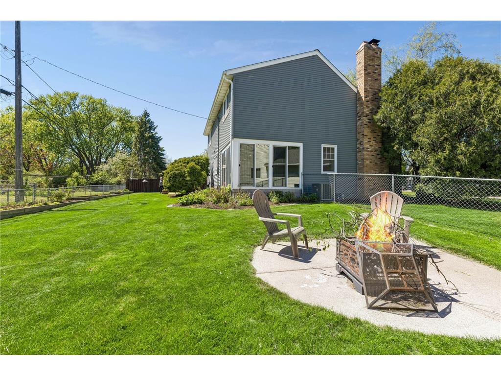 1316 Christy Circle Roseville MN 55113 7066799 image46