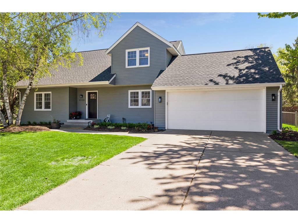 1316 Christy Circle Roseville MN 55113 7066799 image49