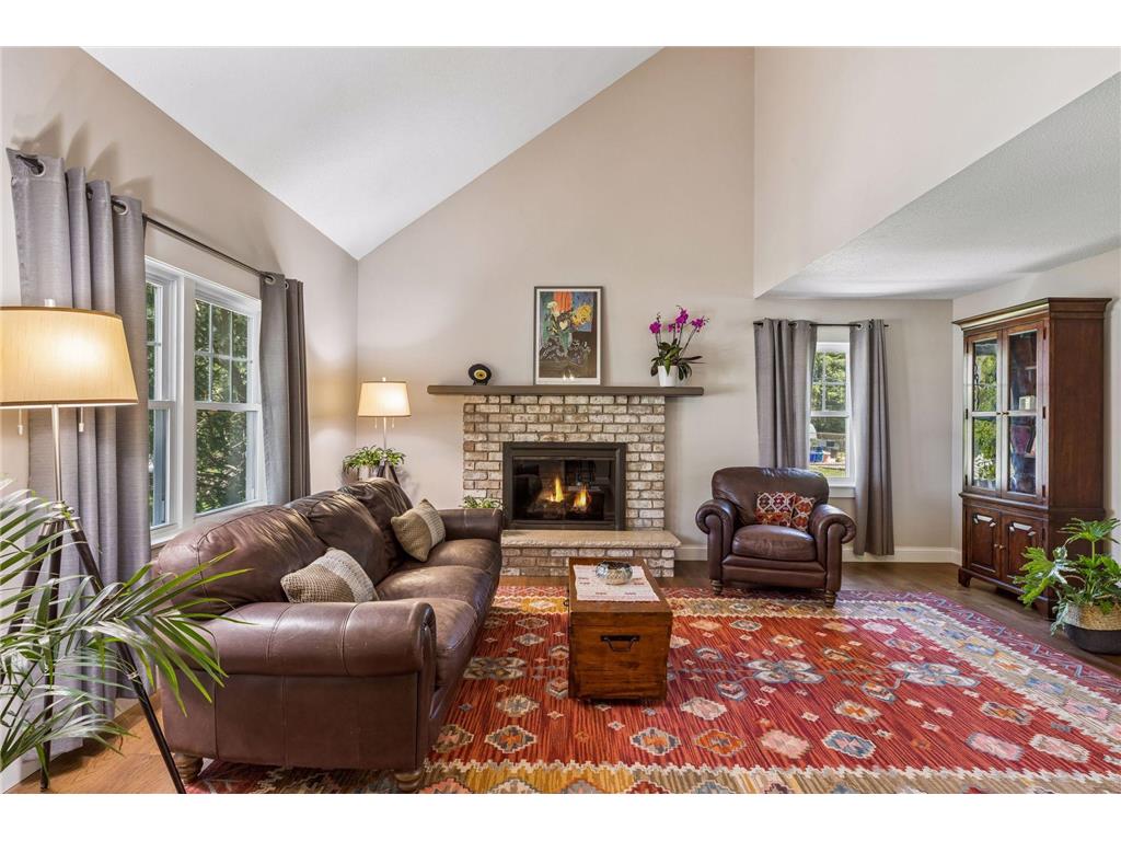 1316 Christy Circle Roseville MN 55113 7066799 image5
