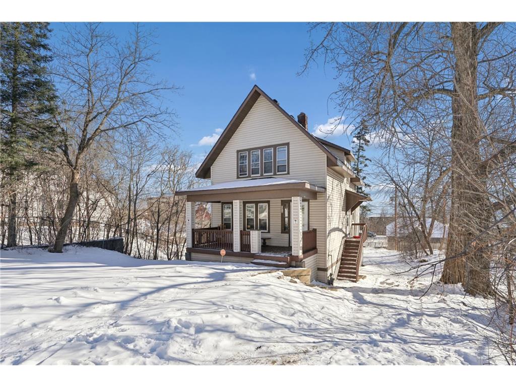 1316 E 2nd Street Duluth MN 55805 7025989 image1