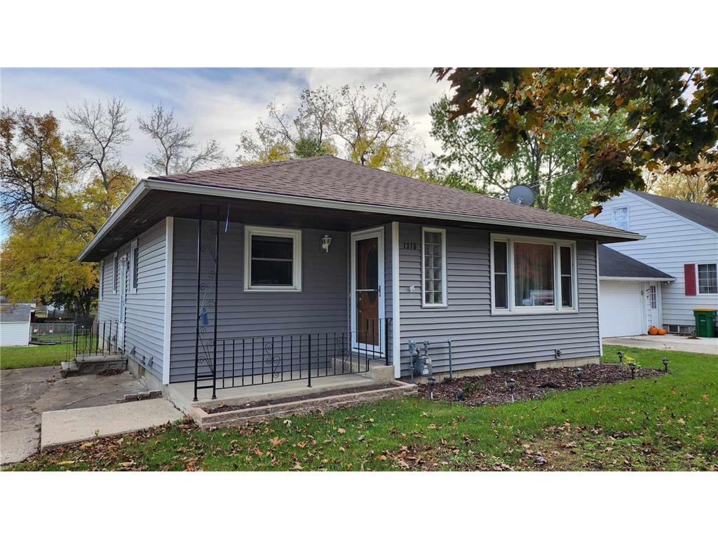 1316 E Hawthorne Street Albert Lea MN 56007 6451459 image1