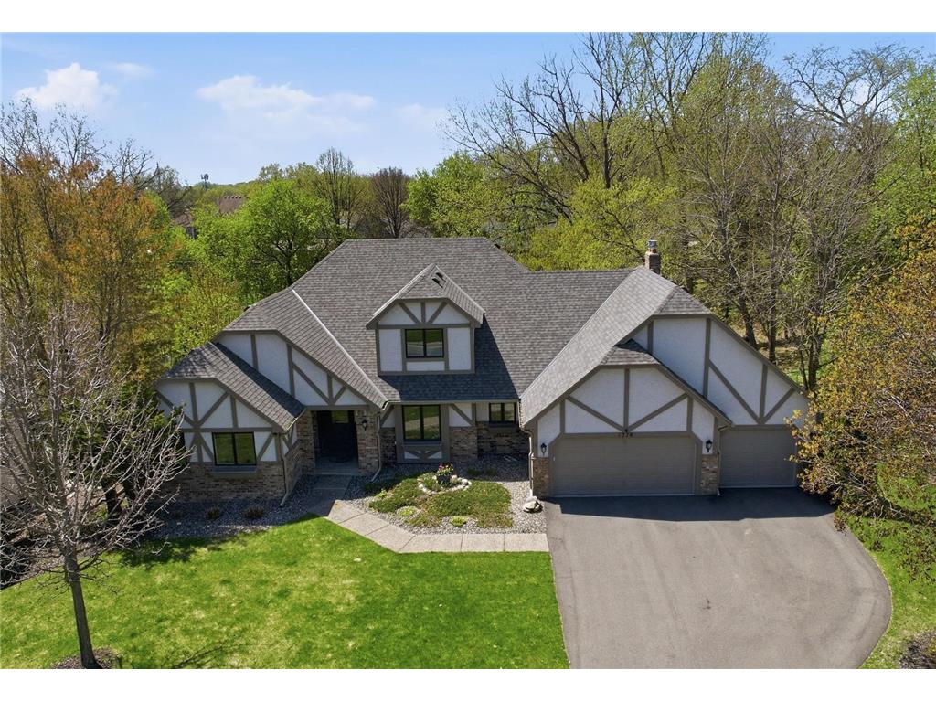1316 Summit Oaks Drive Burnsville MN 55337 7060632 image1