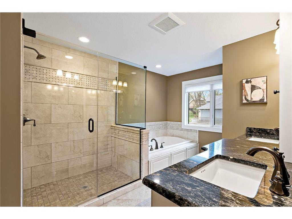 1316 Summit Oaks Drive Burnsville MN 55337 7060632 image20