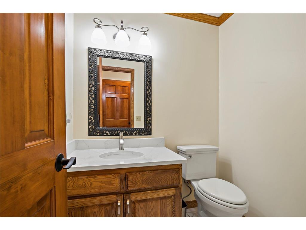 1316 Summit Oaks Drive Burnsville MN 55337 7060632 image24