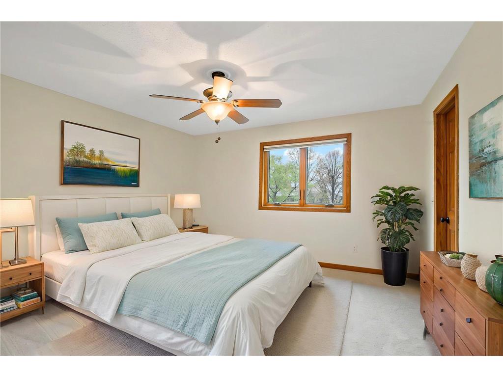 1316 Summit Oaks Drive Burnsville MN 55337 7060632 image25