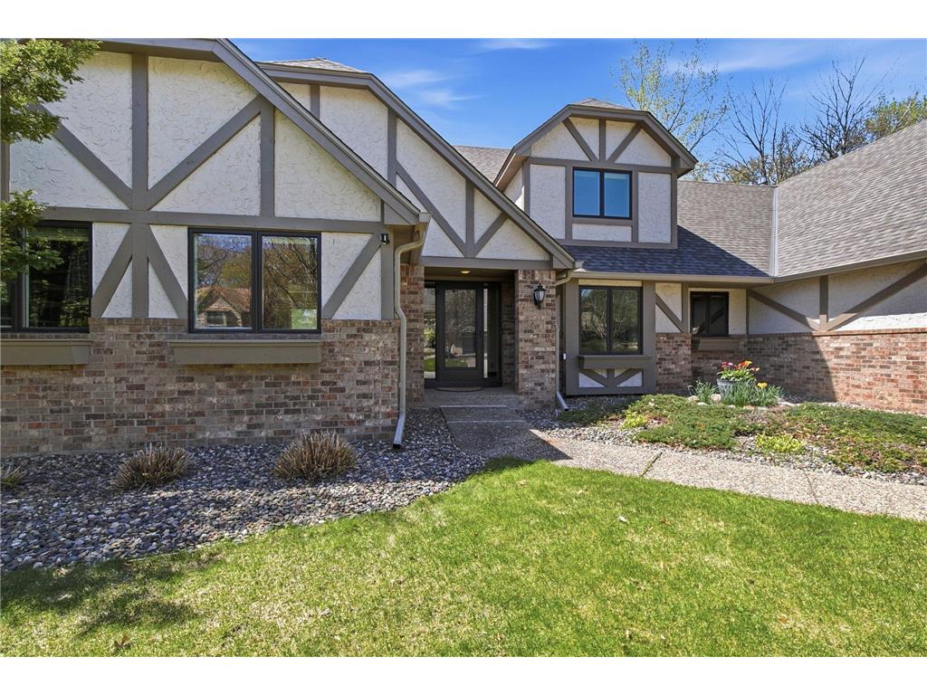 1316 Summit Oaks Drive Burnsville MN 55337 7060632 image3