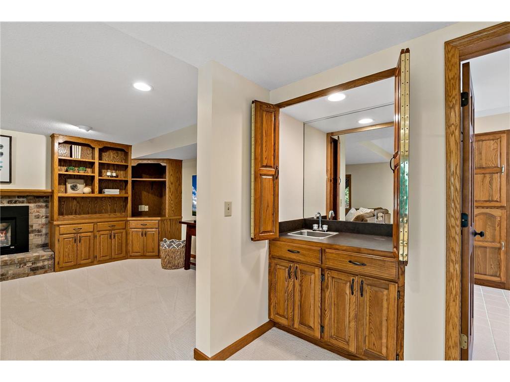 1316 Summit Oaks Drive Burnsville MN 55337 7060632 image31