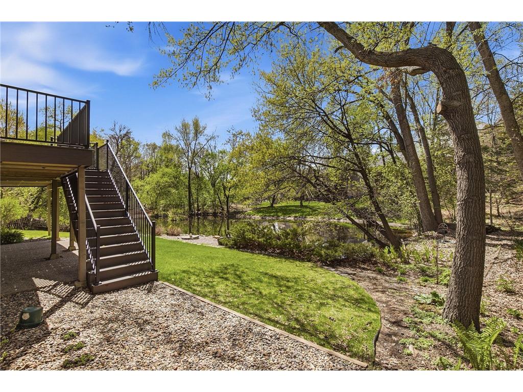 1316 Summit Oaks Drive Burnsville MN 55337 7060632 image38