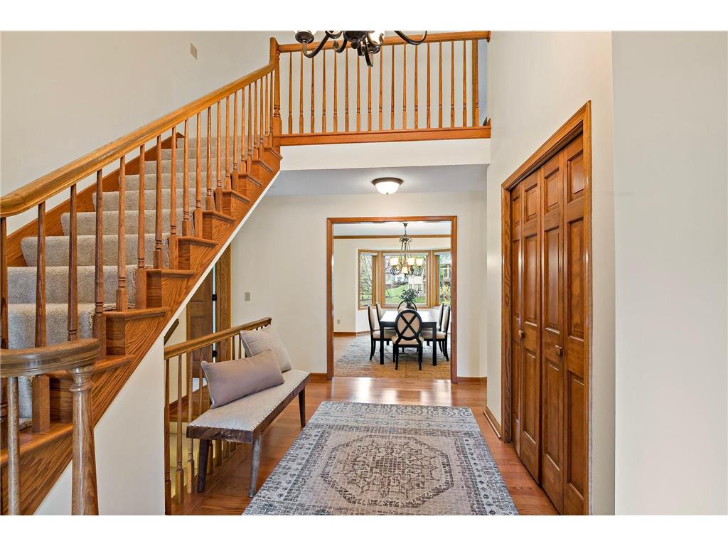 1316 Summit Oaks Drive Burnsville MN 55337 7060632 image4