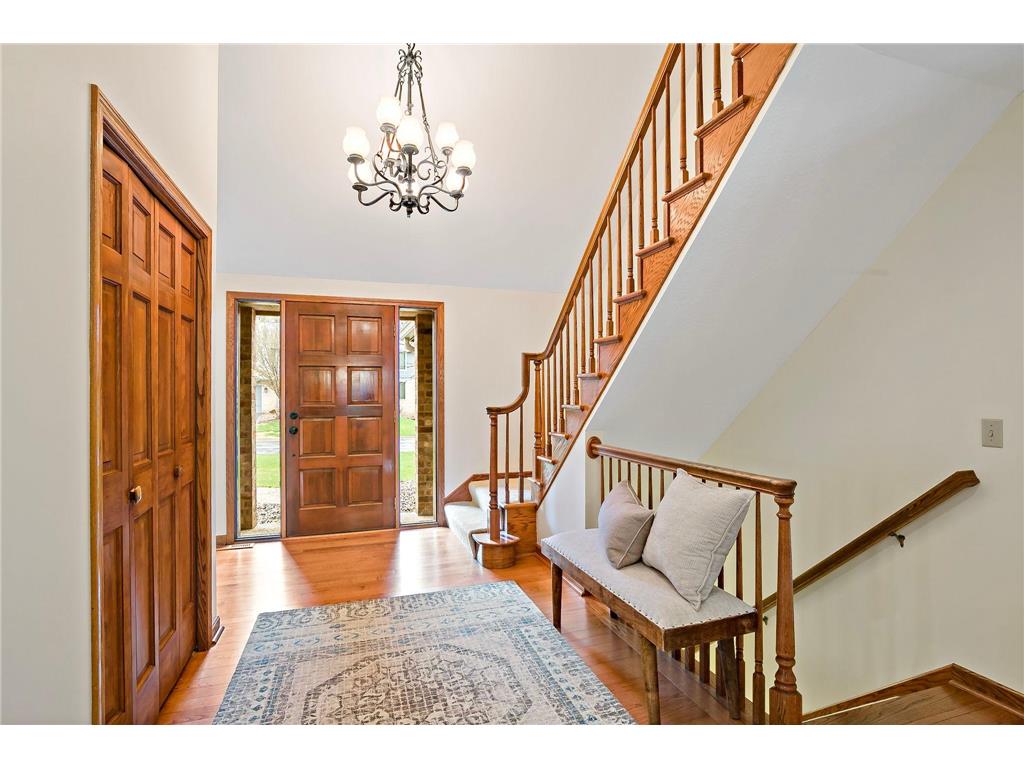 1316 Summit Oaks Drive Burnsville MN 55337 7060632 image5