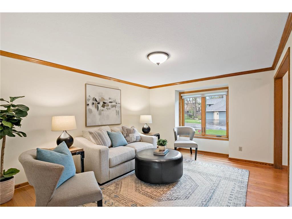 1316 Summit Oaks Drive Burnsville MN 55337 7060632 image6